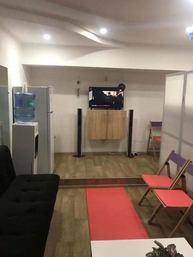 Ararat-Tarasa Shevchenka Hostel Kiev Esterno foto