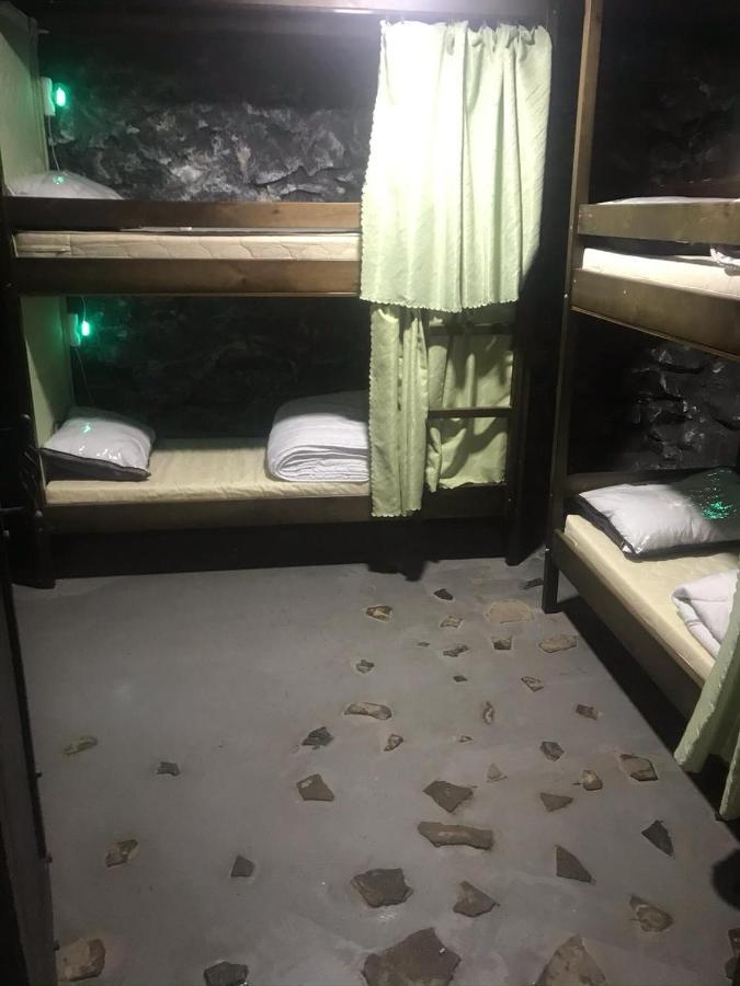 Ararat-Tarasa Shevchenka Hostel Kiev Esterno foto